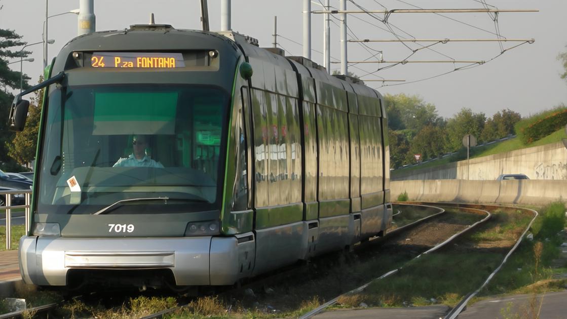 "Niente fermata sulla S13 né prolungamento del tram". Opera chiede più attenzione