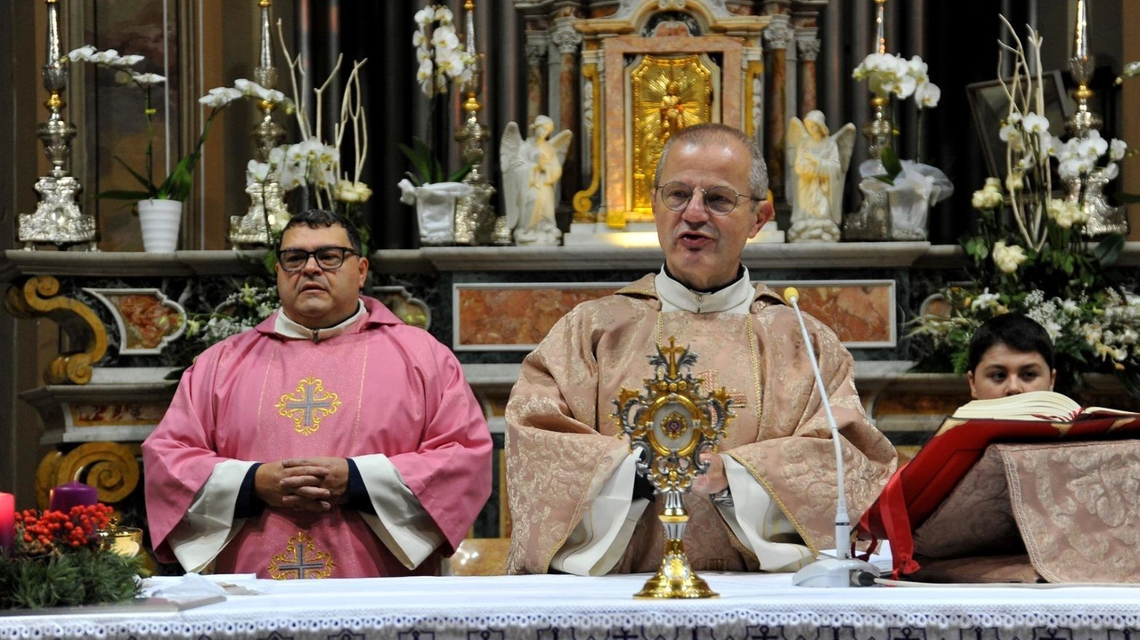 Sabato a Vergonzana, ieri a nella parrocchiale di San Bernardino. È la reliquia di San Giovanni Paolo II, il papa...