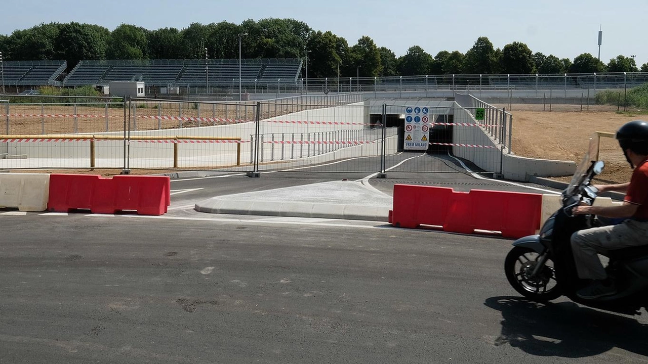 La Formula 1 a Monza si trasforma in un evento lifestyle: progetti per migliorare l'esperienza con nuove strutture e servizi, puntando sull'intrattenimento e il business.