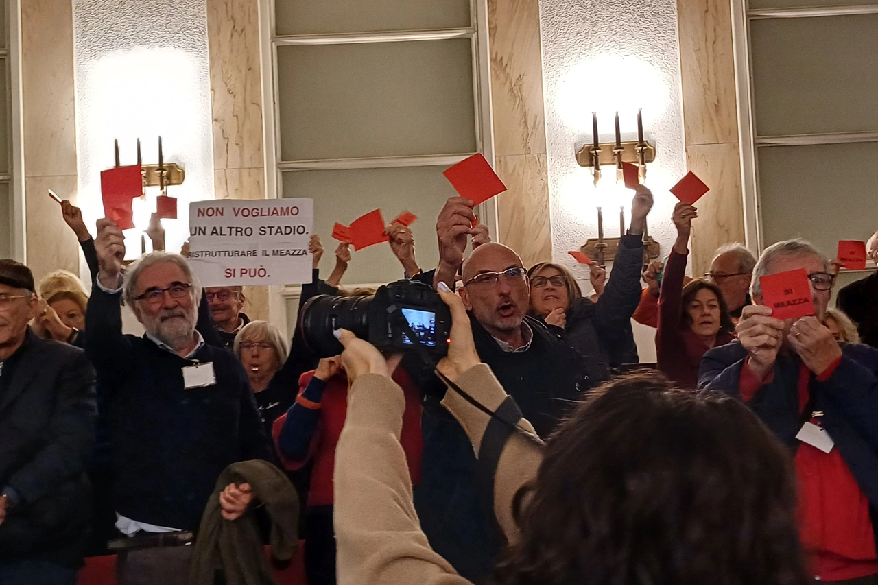 PROTESTA PER SAN SIRO