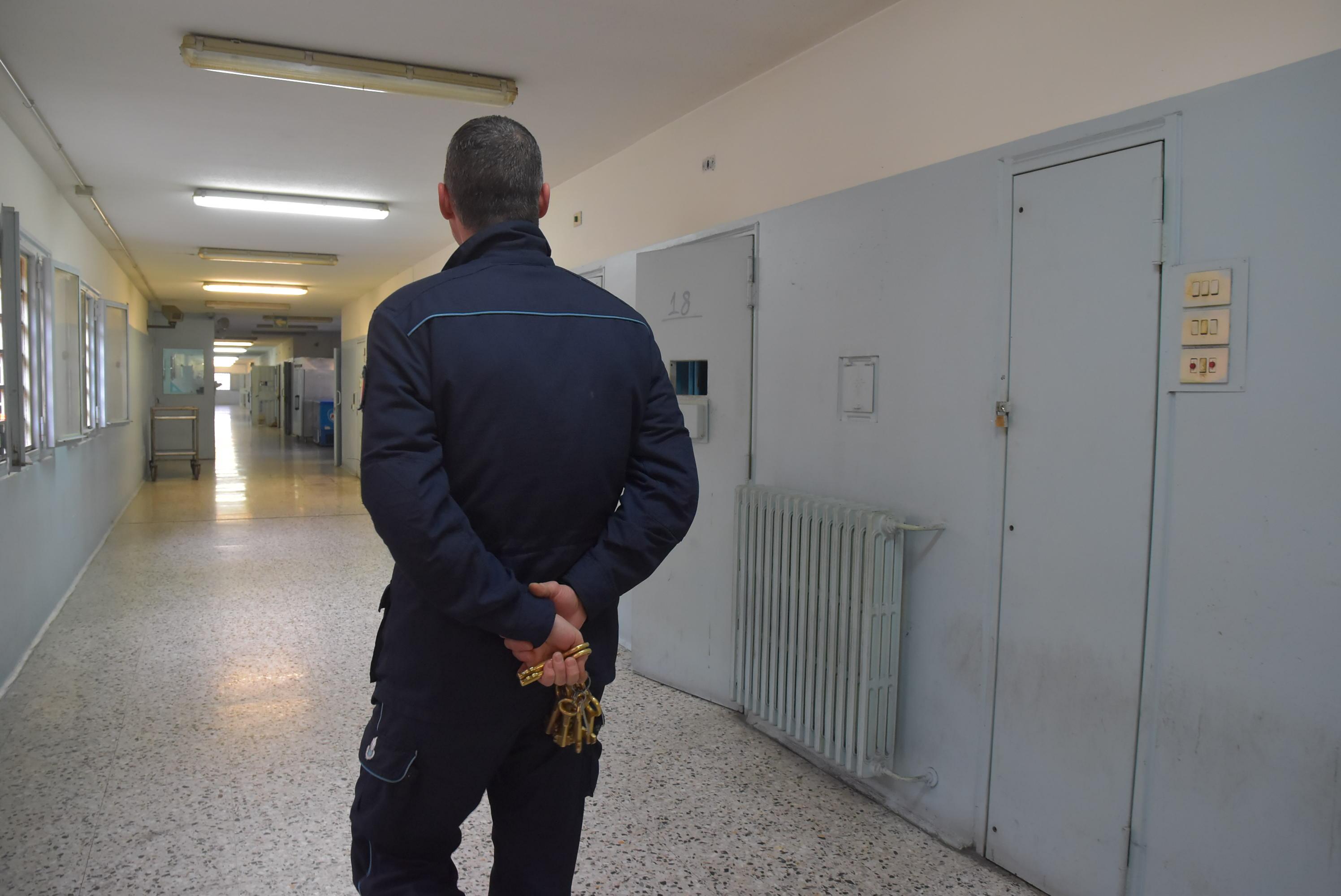 Rivolta in carcere ai tempi del Covid. I difensori: dovete assolverli tutti