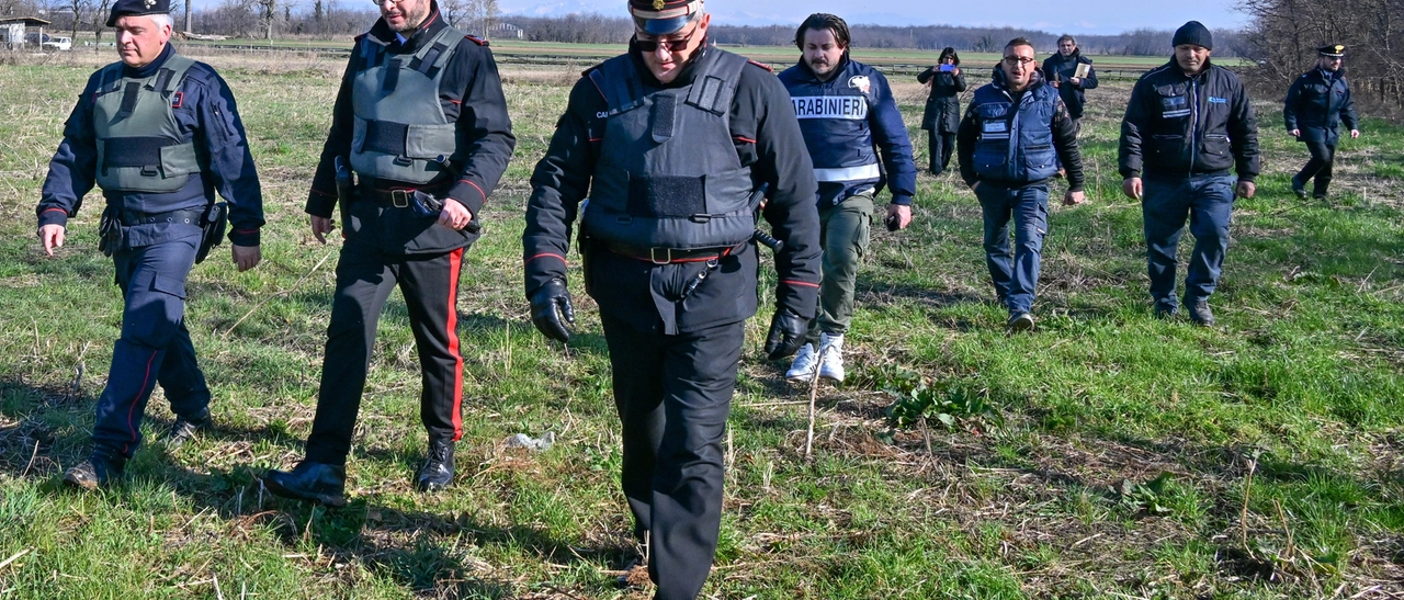 Gli sparano e lo abbandonano nei campi: il cadavere di un pusher trovato a Cisliano