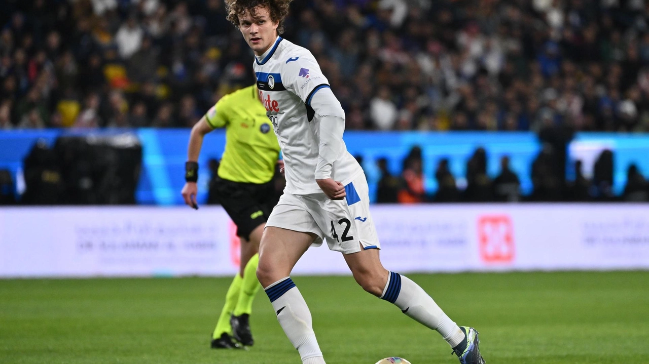 Giorgio Scalvini in campo durante la semifinale di Supercoppa contro l’Inter