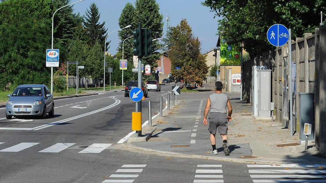 Dopo Oltresempione e via XXIX Maggio, un’altra zona scrive al Comune. La richiesta: interrompere i lavori per realizzare la ciclabile "pregiudizievole".