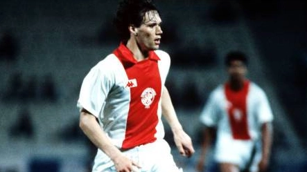 Marco Van Basten con la maglia dell'Ajax