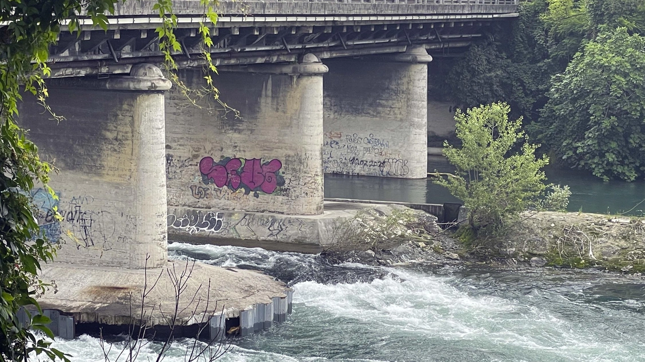 Cresce la preoccupazione per il Ponte Pecchio e i piloni di sostegno del ponte San Giovanni