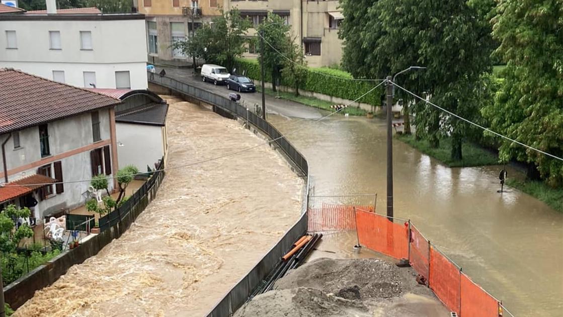 Nubifragio in Brianza, diversi fiumi esondati: oltre 50 interventi per allagamenti e frane