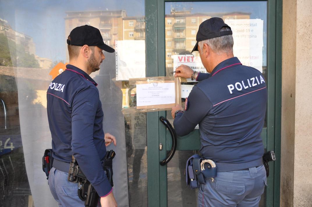 Paderno Dugnano, risse e schiamazzi: due bar costretti a chiudere alle 20