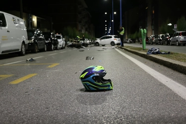 Milano, incidente nella notte in zona San Siro: morto ragazzo di 20 anni