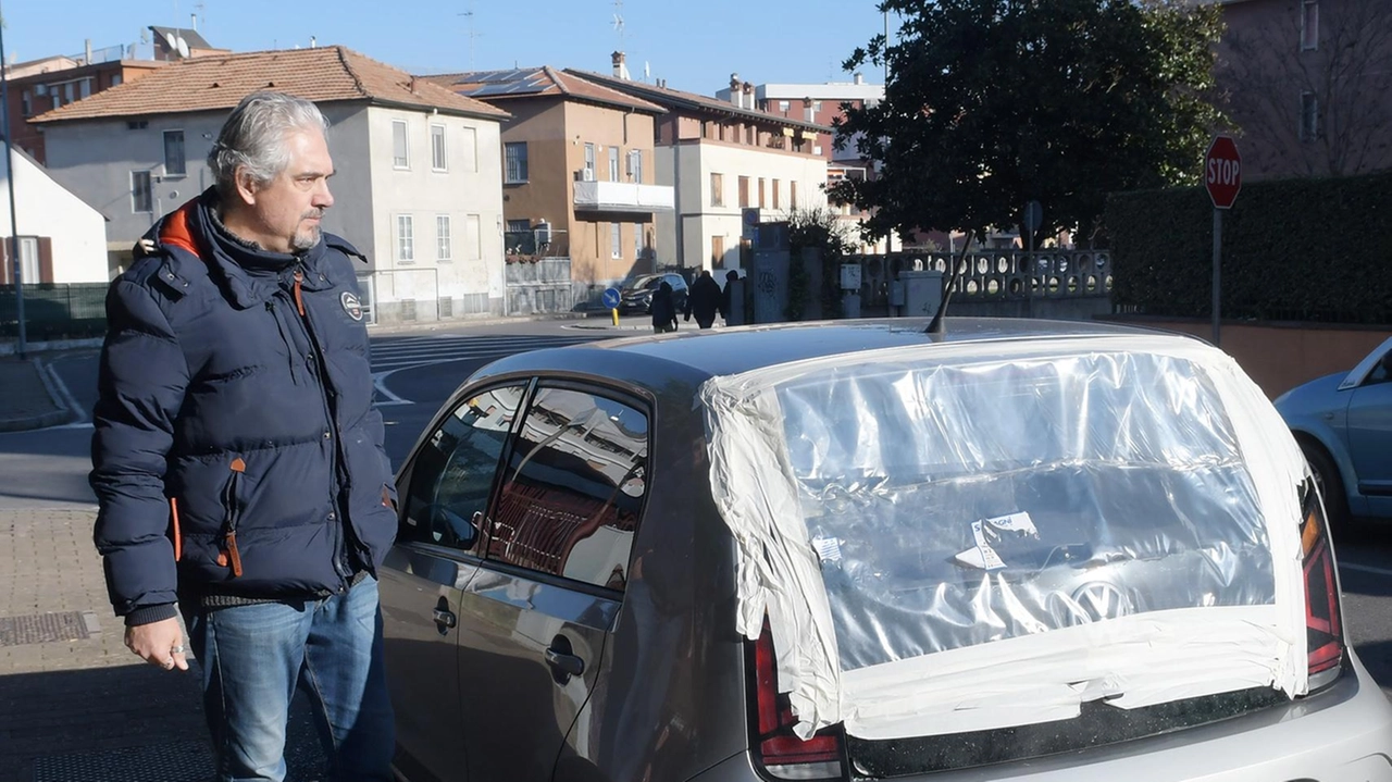 Il sindaco di San Giuliano Marco Segala: "I clandestini vanno espulsi, minano la vita civile"