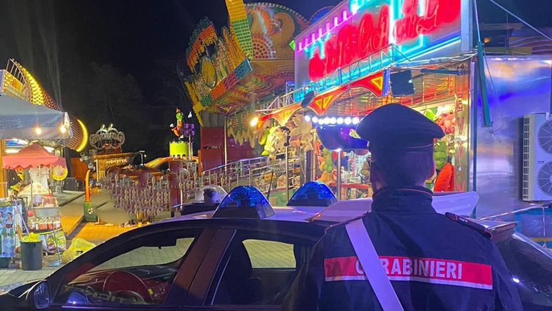 Ancora risse tra giovanissimi al luna park. A Desio volano colpi e bottiglie: due ragazzi in ospedale