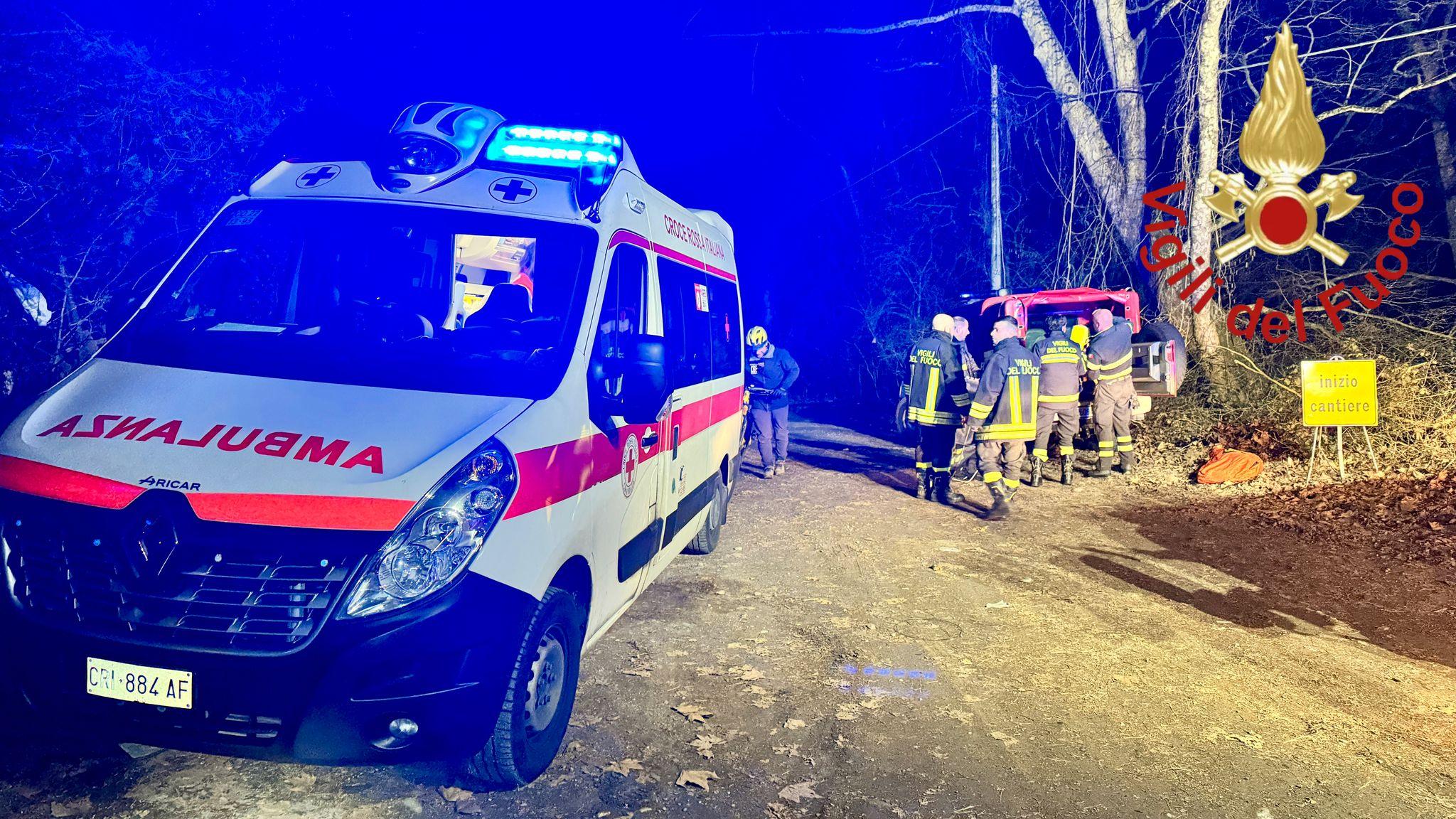 Vertemate con Minoprio, cade in bici nel bosco: soccorso un quindicenne