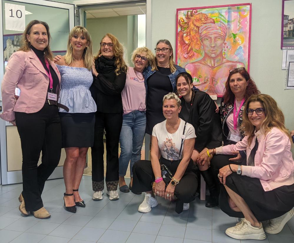 Varese Unopera Darte Simbolica Per La Breast Unit DellOspedale Di