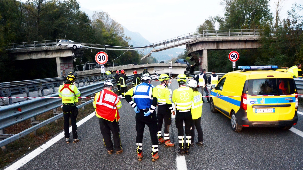 Il crollo del ponte di Annone Brianza il 28 ottobre 2016