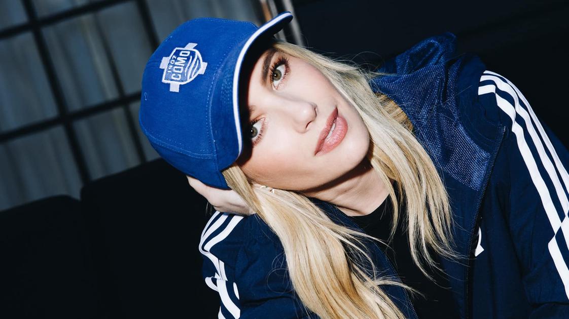 Como, lo stadio Sinigaglia succursale di Hollywood: Emma Roberts attesa in tribuna