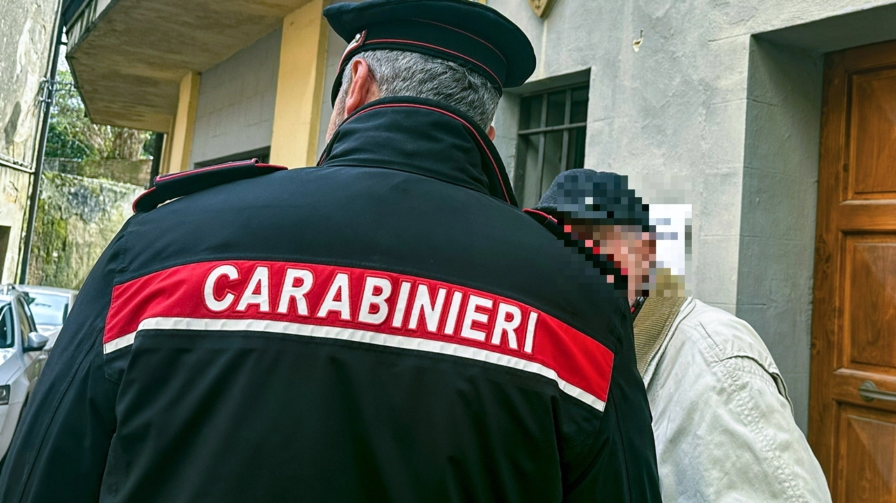 Un anziano truffato sporge denuncia dai carabinieri (Foto archivio)