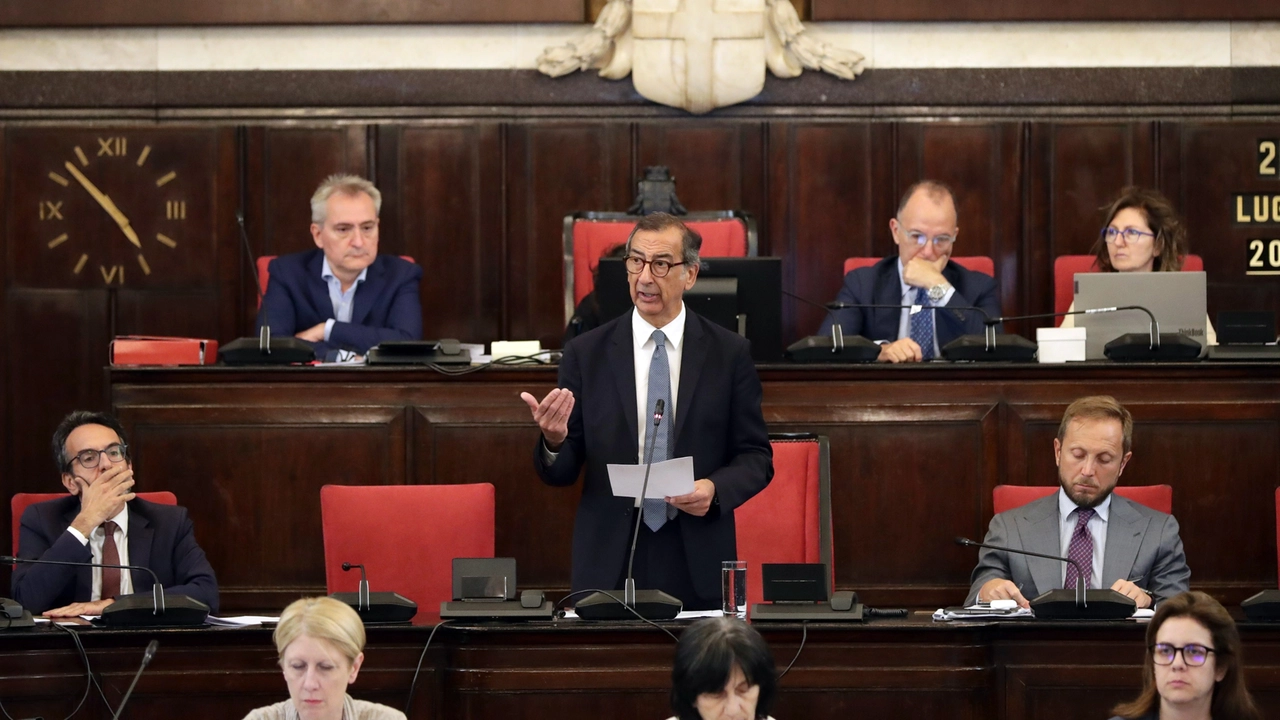 Il sindaco Beppe Sala in Consiglio comunale