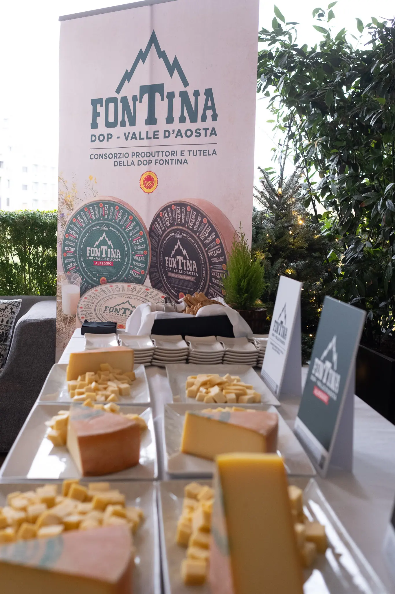 Torna ‘FontinaMi’, il formaggio della Valle d’Aosta invade Milano