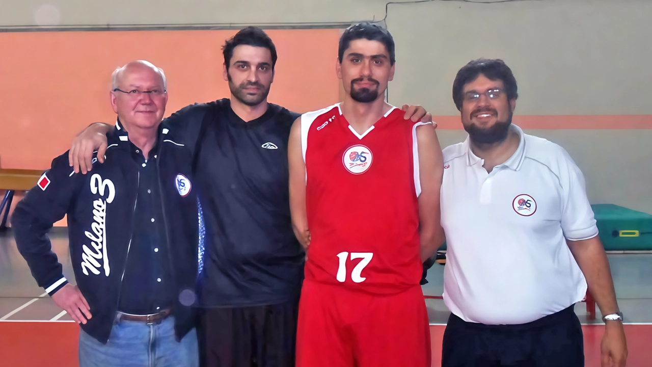 Il Milano 3 Basket piange la scomparsa del maresciallo cestista Pierpaolo Di Tizio. Il giornalista Gabriele Pugliese ricorda il suo contributo e l'impatto positivo sulla squadra.