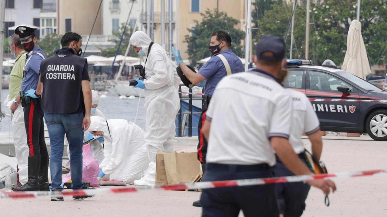 Un cadavere è stato rinvenuto ieri pomeriggio nel lago di Garda tra Desenzano e Sirmione, a circa un miglio dalla...