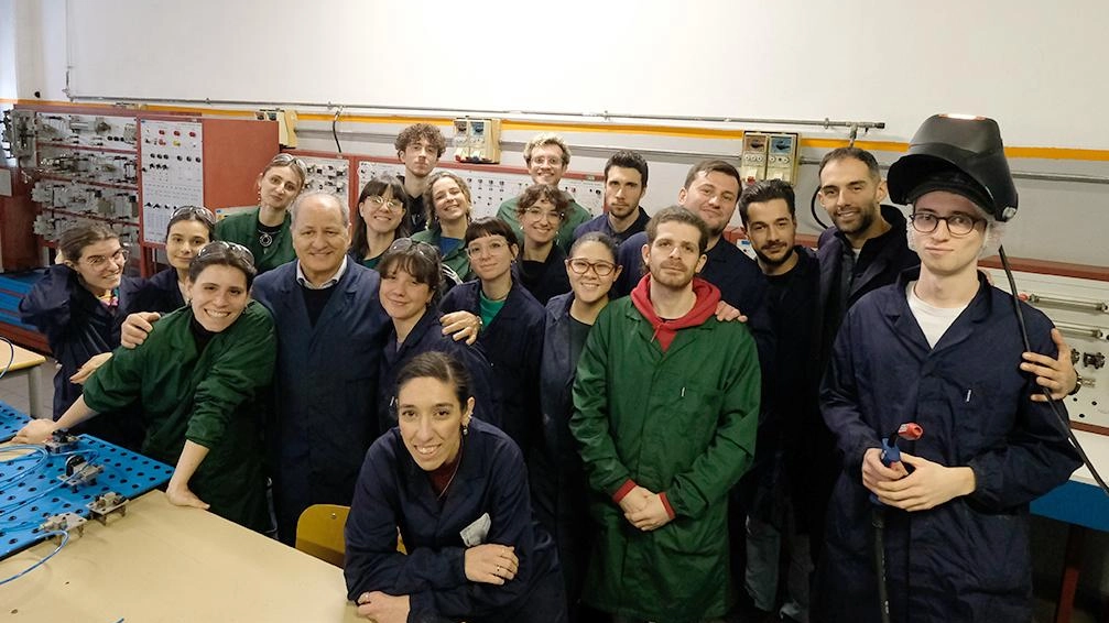 All’Ipsia Enzo Ferrari di Monza il corso di formazione da 60 ore per attrezzisti e macchinisti con Fondazione Accademia d’Arti e Mestieri dello Spettacolo e LabLuce Cinecittà.