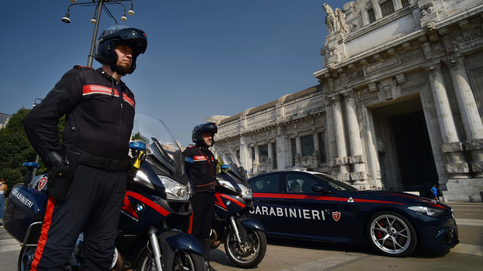 Il rapinatore è stato intercettato dai carabinieri a Milano (foto di repertorio)