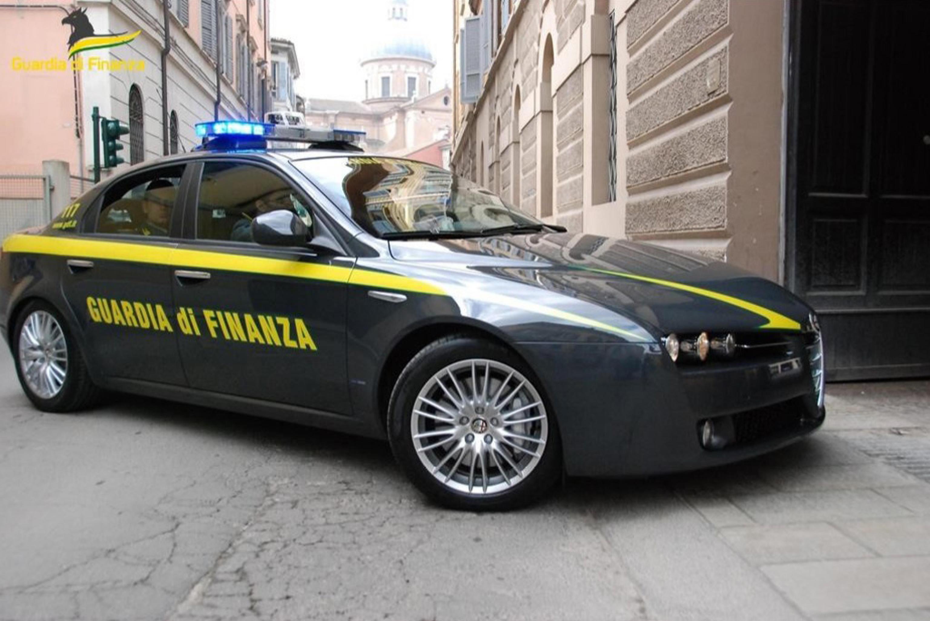 'Ndrangheta e frode fiscale, maxi operazione della Finanza di Brescia: dodici misure cautelari e perquisizioni in tutta Italia