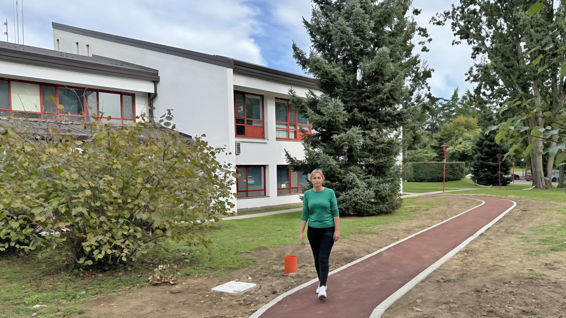 A scuola in bici in sicurezza accolti dal “butterfly garden“