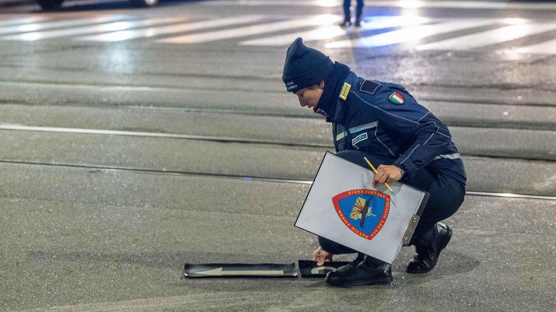 Centauro perde il controllo e va a sbattere con la moto. È gravissimo al Niguarda