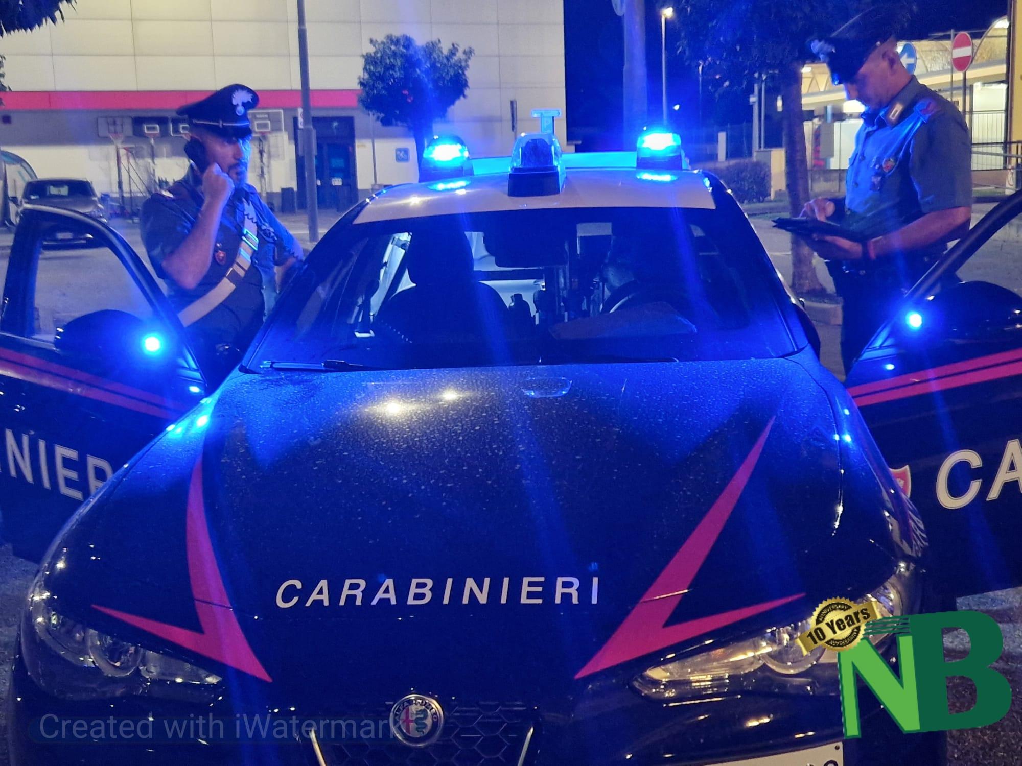 Voghera, tentato furto con scasso a saracinesca: 35enne fugge in bici, denunciato