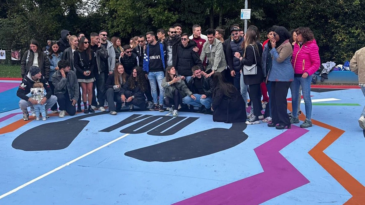 Il campo realizzato grazie a una raccolta di fondi organizzata dagli amici del 24enne scomparso e da Officine Samovar