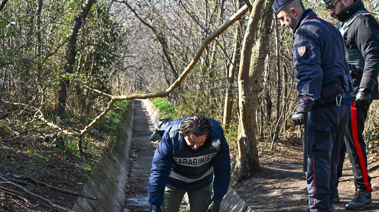 Carabinieri impegnati nelle aree di spaccio dove sempre più spesso i regolamenti di conti fra spacciatori finiscono nel sangue come l’altra notte