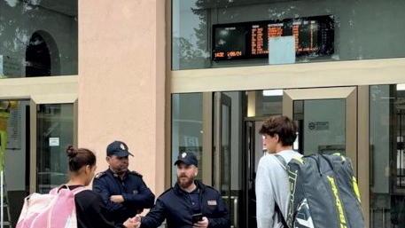 Controlli serrati in zona stazione. Via un irregolare