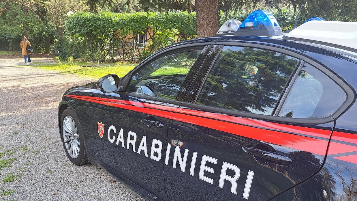 I carabinieri hanno raccolto la denuncia dello sfortunato cittadino