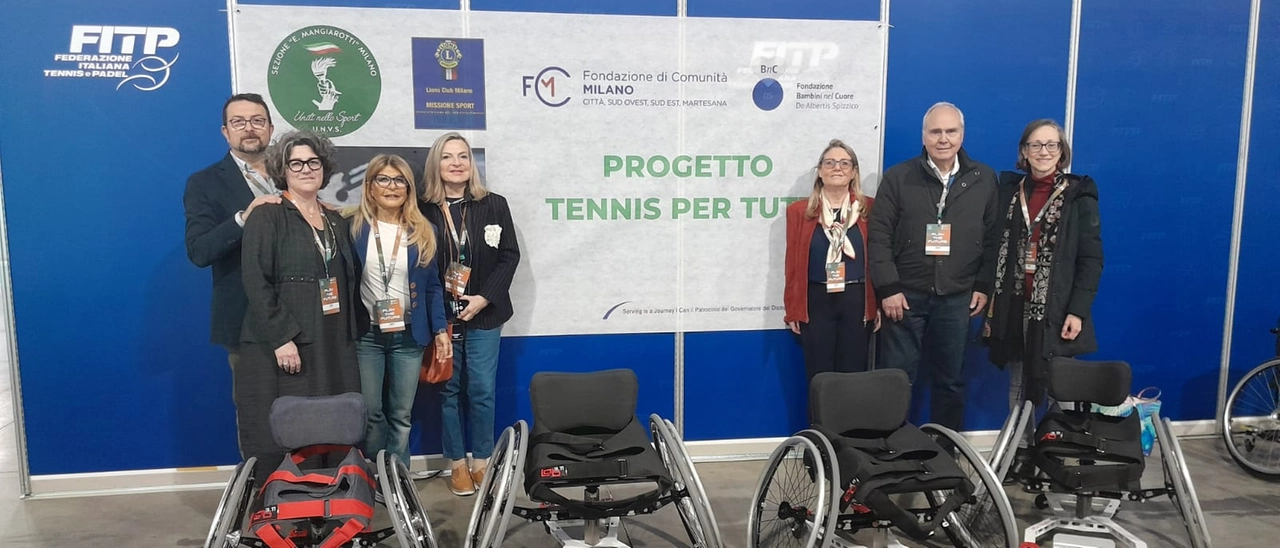 Donate 4 wheelchairs al comitato lombardo della Federtennis e Padel