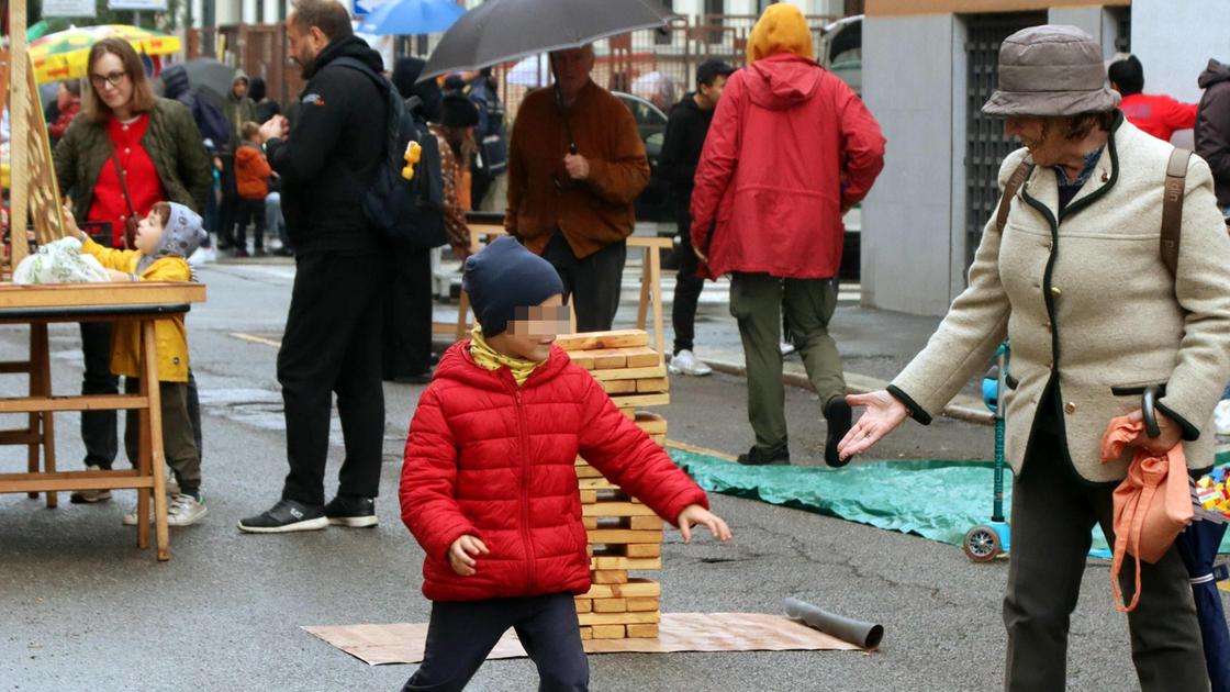 In duemila per le strade scolastiche e contro lo smog