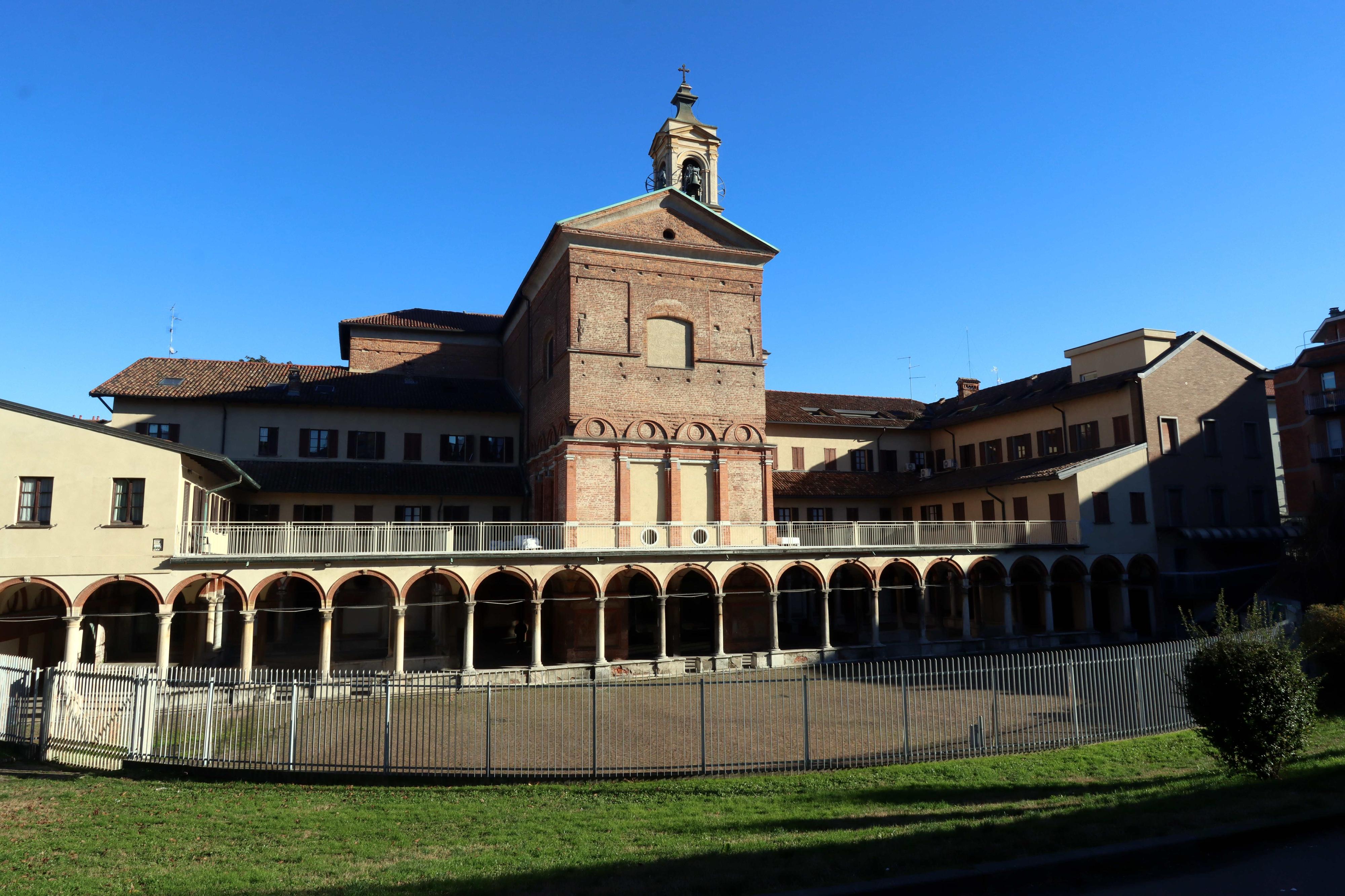 Santa Maria alla Fontana: “Mamme coi bambini, ma anche tanta sporcizia”