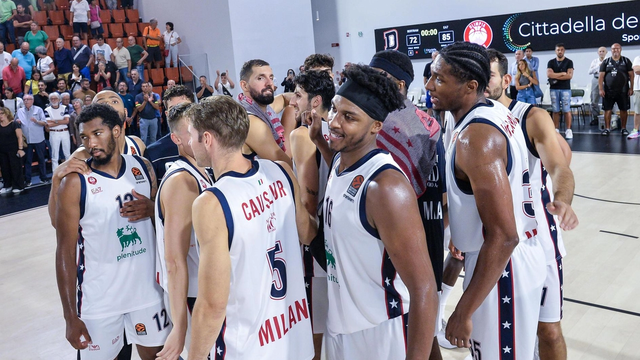 Nuovo scrimmage di allenamento per l’Olimpia che ieri ha affrontato Brescia. Quattro periodi in cui il punteggio è stato riciclato...