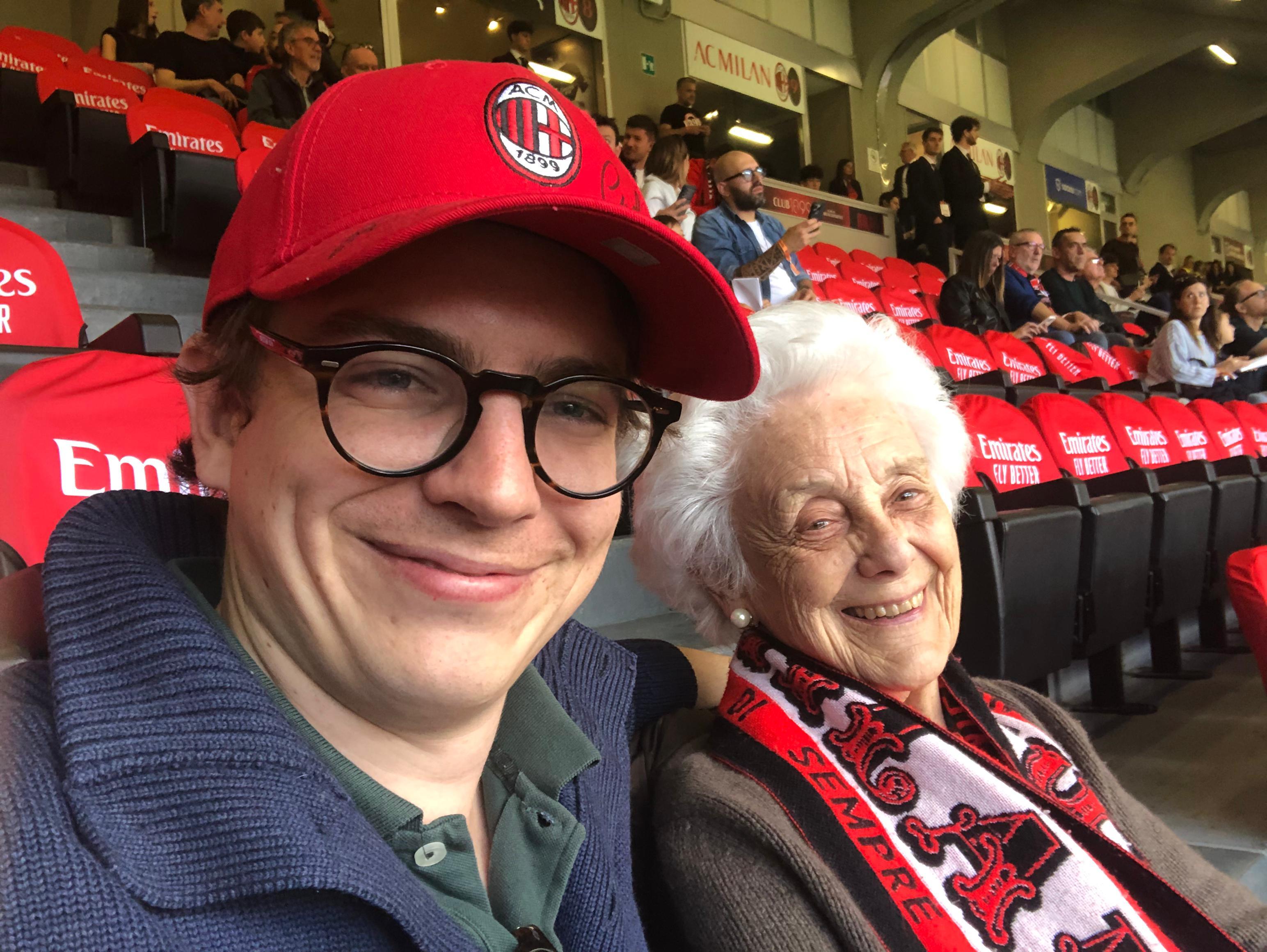 Arte e Milan, le passioni di una baronessa: “A 91 anni ancora a San Siro, Baresi e Ibra leggende”