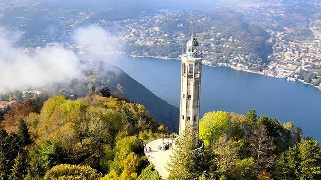 Faro Voltiano a Brunate