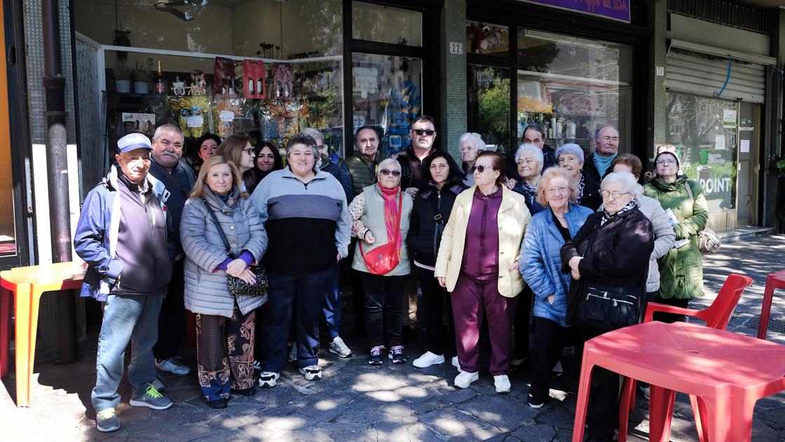 Chiude dopo cinquant’anni la storica Latteria Tessera: addio a un altro pezzo del quartiere