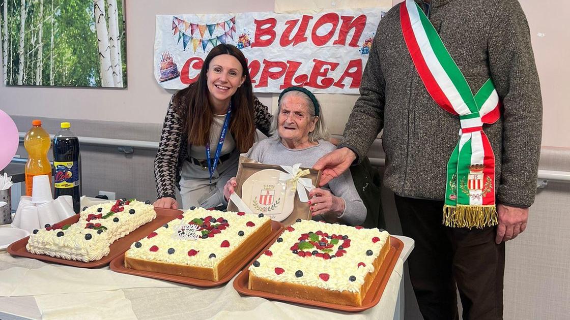 Elda Fratino compie 100 anni. Gli auguri dall’Amministrazione