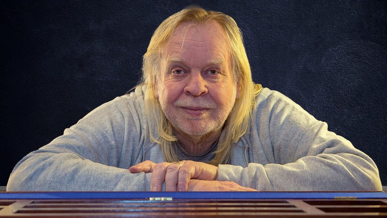 Rick Wakeman, leggenda della tastiera: “Faccio musica per conto di Dio”