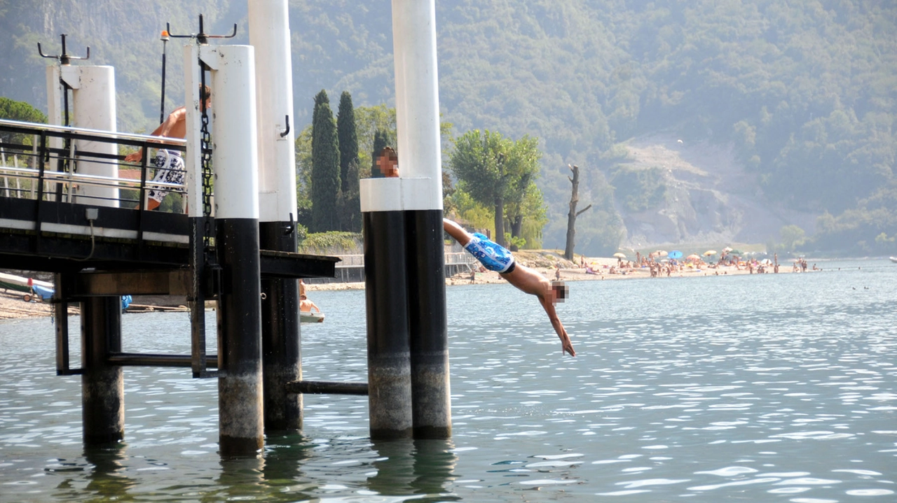 I pontili vengono utilizzati come trampolini