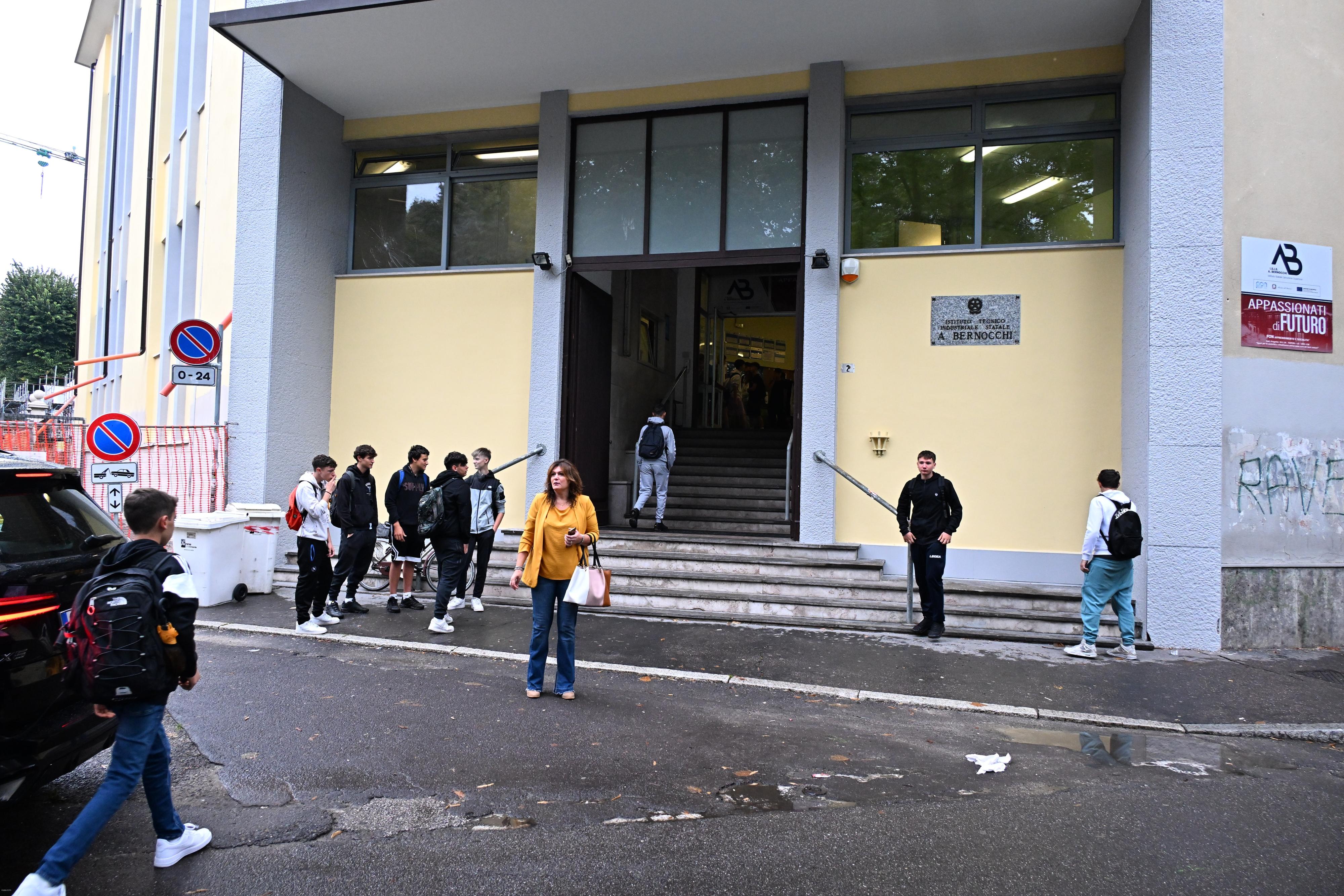 Legnano, l’Isis Bernocchi inaugura le Telecomunicazioni: l’offerta formativa dell’istituto si arricchisce