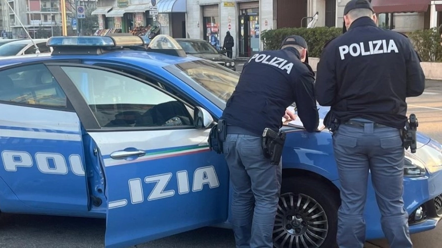 Le Volanti sono intervenute nella zona della stazione ferroviaria