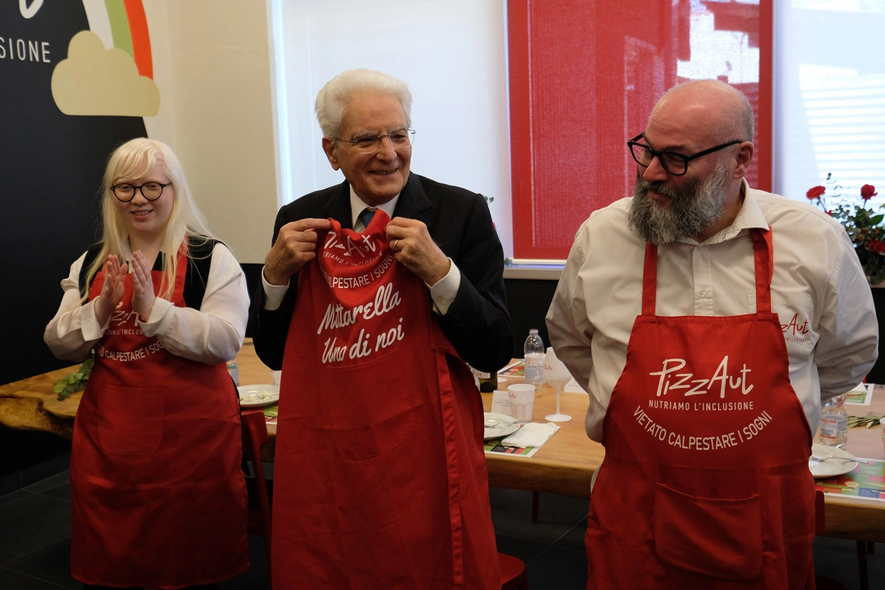 Mattarella all'inaugurazione di Pizzaut a Monza