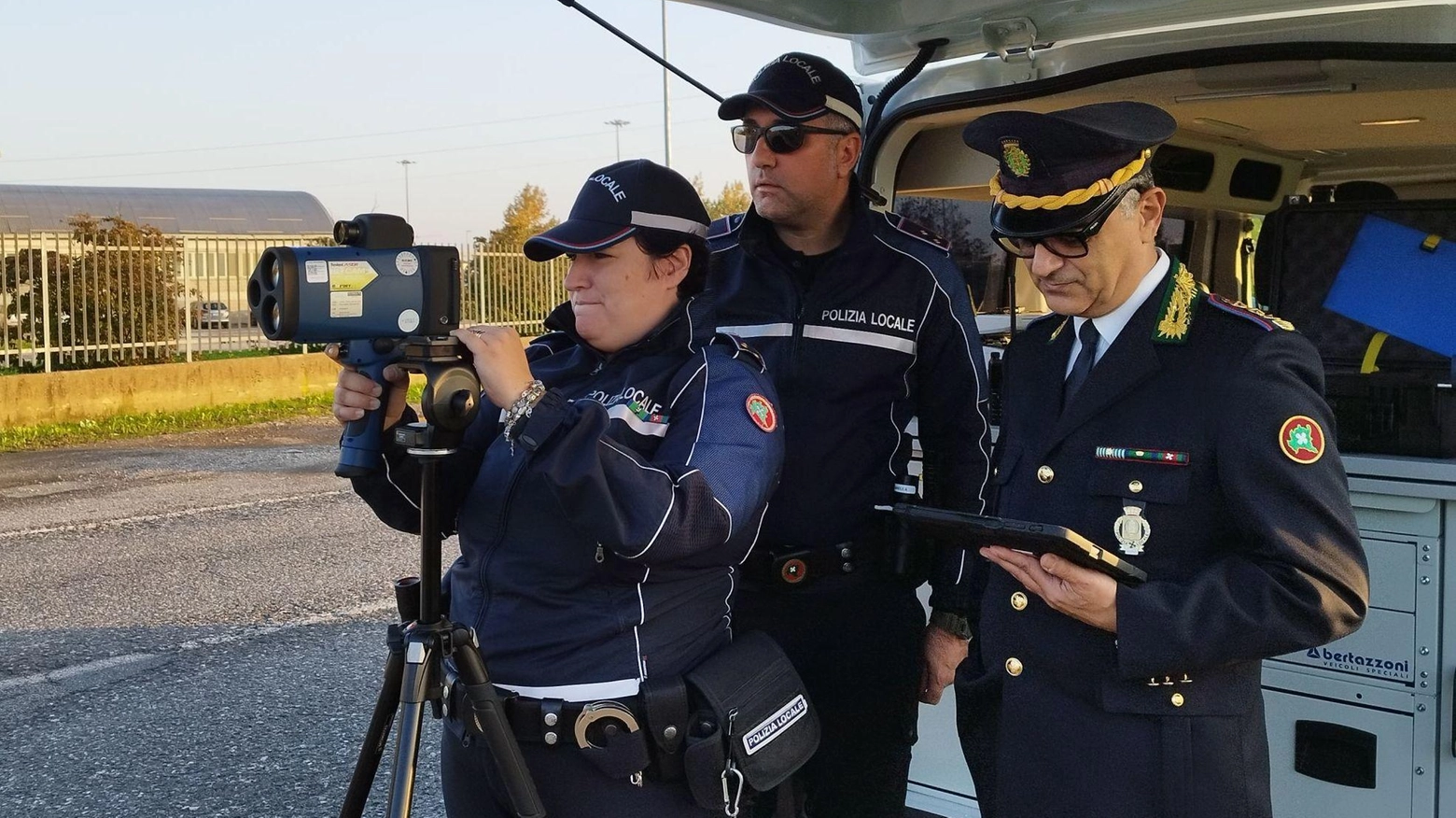 Vigili armati di telelaser. I “piloti“ di città multati a un chilometro di distanza