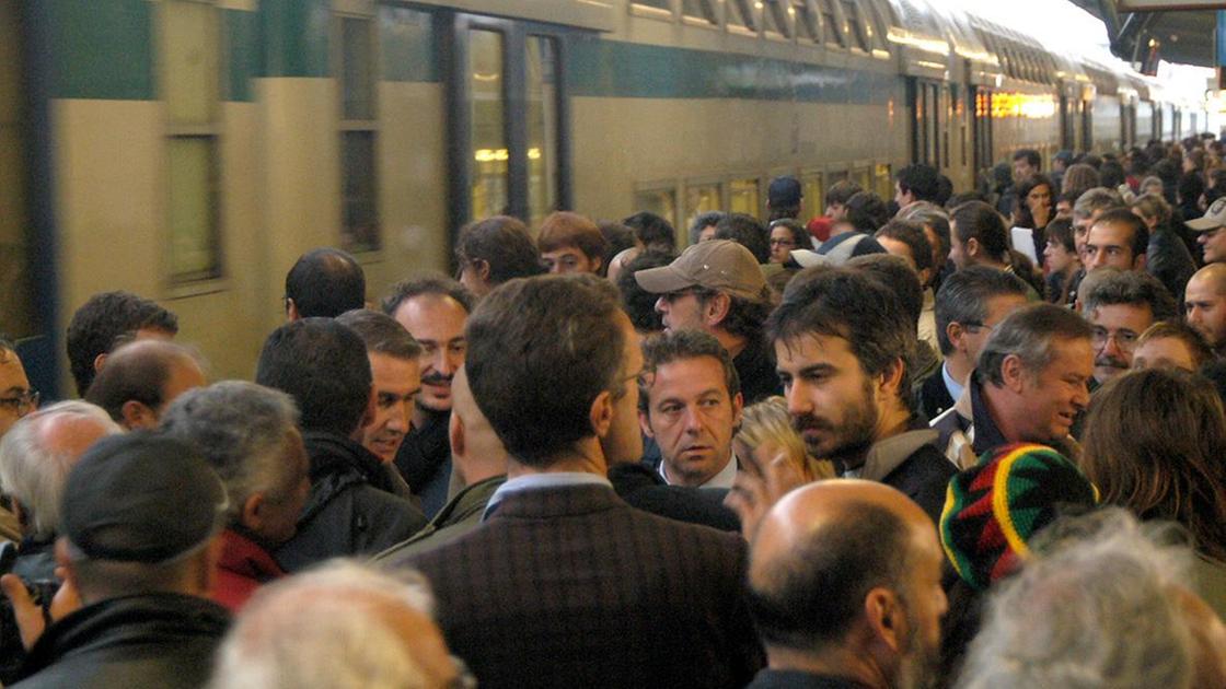 Incidente e guasto tecnico. In tilt le linee ferroviarie tra cancellazioni e ritardi