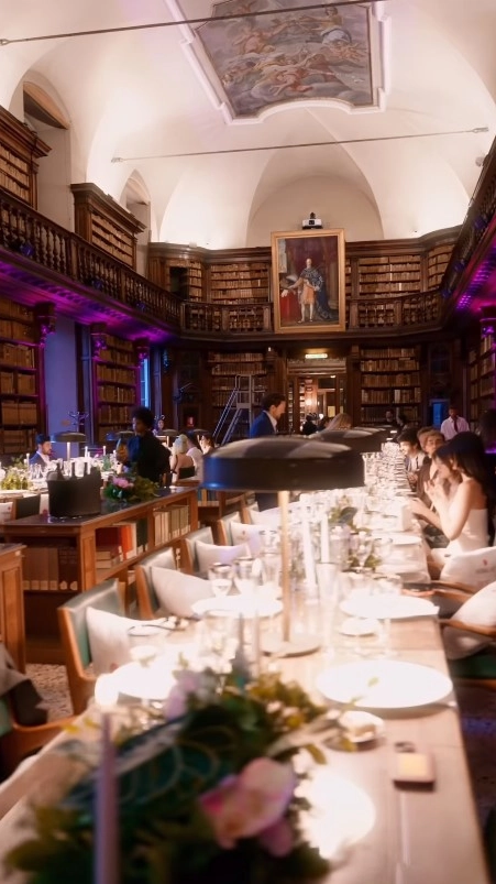 La cena all'interno della Biblioteca Braidense